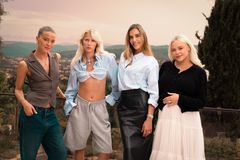 Didde-Mie Lykke, Laura Tønder, Philine Pi Roepstorff og Elvira Pitzner fyrer op under Prime Video, når realityserien ‘Girls of Copenhagen’ får premiere i 2025. Foto: Toke Mathias Riskjær