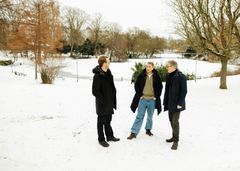 Fra ventre: Jeppe Schneider, partner og Head of Sales hos Vinimondo, CEO hos Norrlyst koncernen, Bjarke Just Nielsen & Marco Andreis, Direktør og parnter hos Vinimondo