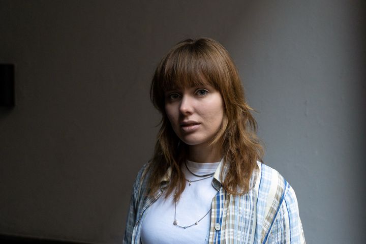 25-årige Sofie Riis Endahl vil have de unge i teatret, når PIXIE tager rundt på turné 17 steder i landet: Frederiksværk, Morsø, Tønder, Silkeborg, Vejle, Slagelse, Roskilde, Haderslev, Aabenraa, Frederiksberg, Aars, Skive, Rønne, Aarhus, Frederikshavn, Vendsyssel og Næstved.
