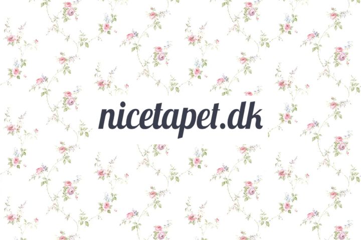 Nicetapet.dk logo oven på Antique Roses - Pastel Whisper tapet