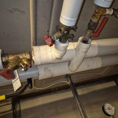 Cx & tekniq anbefalede, at andelsboligforeningen fik udskiftet alle ventiler på stigestrengene i kælderen.