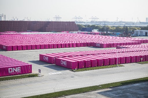 Containerrederiet Ocean Network Express (ONE) rykker deres sjællandske containeraktiviteter til Kalundborg Havn med virkning fra oktober 2026.