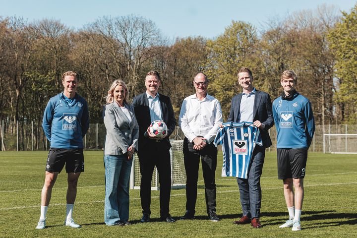 Fra venstre: Lucas From (nr. 7), Lone Marie Jessen, Jesper Toft Mathiasen, Allan L. Agerholm, Henrik Helsinghof, Andreas Lausen (nr. 12)