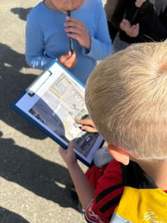 Smutvejsagenter, der kan navigere sikkert i trafikken i og omkring skolen. Det er målet med forløbet på Sdr. Omme Skole, som CoC Playful Minds faciliterer