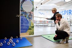 Trivselsdag 2025. Billund Kommune er sammen med Center for Børnenes Hovedstad vært for en årlig Trivselsdag, hvor alle borgere i Billund Kommune har mulighed for at komme og lære, lege og lære fra sig under en trivselsfane.