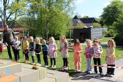 Trappen, som børnene har skabt sammen med Center for Børnenes Hovedstad, blev indviet den 6. maj med en ceremoni for forældre
