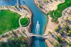 El Gouna er en kunstrigt anlagt laguneby, et gated community, som det kaldes