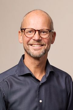 Frank Vium, interim CEO item8