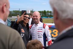 Jan Magnussen var tilbage i TCR Denmark - og det krævede en del selfies og autografer