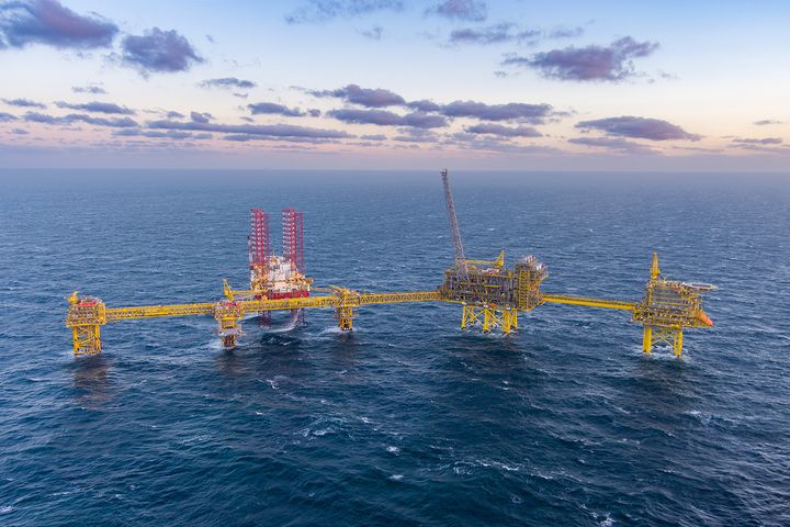 Produktionen fra Tyra feltet og Solsort feltet øgede Danmarks olie- og gasproduktion markant i 2024.