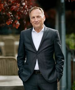 Ino Dimsits, CEO i AKF