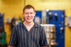 Engskov Maskinfabriks strategiske projektleder, Oliver Engskov, er 26 år og uddannet eksport- og teknologiingeniør fra DTU.