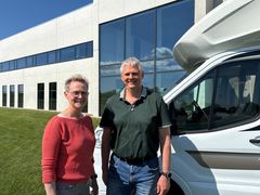 Flexto A/S. Fra venstre: Medindehaver og direktør Margrethe Brandt sammen med medindehaver og chefkonsulent, Lars Søgaard.