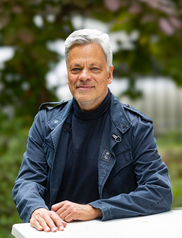 Dr. Manfred Knof