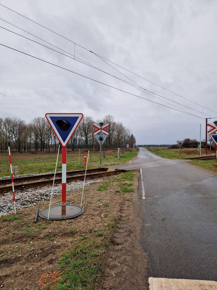 Overkørsel med advarselsanlæg