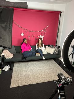 Behind the scenes til optagelser af julekampagne m. Anna Brynald og Ruth Ashely