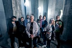 Pierre Dørge & New Jungle Orchestra giver koncert med indiske hashank Subramanyam i Den Sorte Diamant.