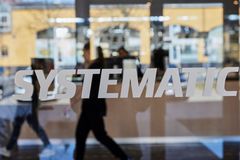 Systematic logo glass