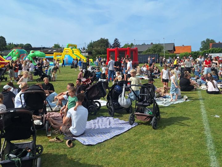 Sommerfesten i Stevnstrup strækker sig over en hel uge med arrangementer for hele familien.