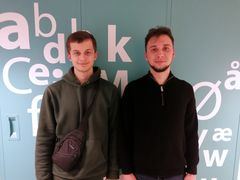 Anton og Yurii er glade for at være en del af ungeholdene på Sprogcenter Randers