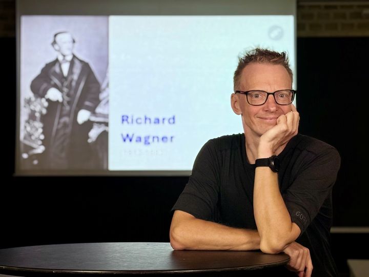 Mik Stegger, musikformidler på Randers Bibliotek.