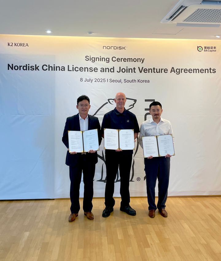 Nordisk, K2 Korea og BA Capital er stolte over at kunne annoncere etableringen af et strategisk joint venture i Kina. Dette samarbejde forener dansk innovation, kinesisk markedsindsigt og koreansk teknologisk ekspertise inden for sko, beklædning og outdoor udstyr