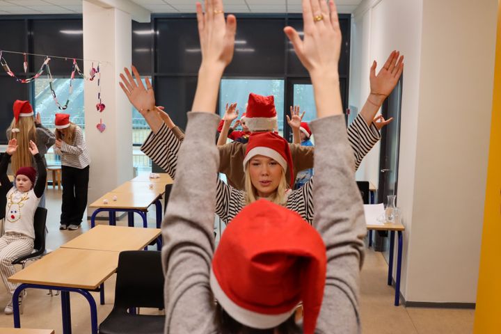Elever på Nordagerskolen i Ringe har aktiviteter fra Bevægelsesjulekalenderen.