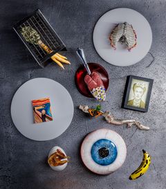 Udvalgte "indtryk" fra Alchemist: 'Burnout Chicken', 'Hunger', 'Tongue Kiss', 'The Scream', 'Butterfly', 'Lithophane', 'What came first?', '1984', 'Andy Warhol'.