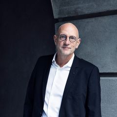 CEO og Publisher i The Copenhagen Post Lars Vesterløkke er nu medejer af mediet og var tidligere adm. direktør i Ritzau.