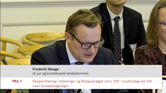Ny dom fra Østre Landsret om det midlertidige huslejeloft fra 2022-2023, der blev indført på grund af stigende inflation. Flere udlejere mente, at lejeloftet kunne være ekspropriation, men det er det ikke, fastslår dommen. Justitsministeriet og juridiske eksperter er tidligere nået frem til samme resultat. Foto er fra eksperthøringen i Folketinget 2022. Foto: Folketinget.