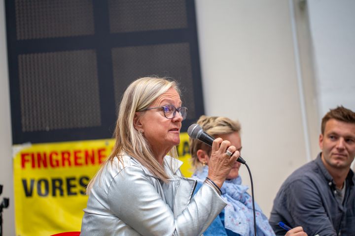 Formand for LLO og LLO Hovedstaden, Helene Toxværd, i debat med politikere. LLO roser det nye regeringsgrundlag.