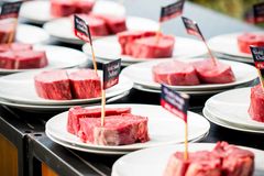 Mere end 60 uafhængige eksperter, kokke og madentusiaster fra hele verden deltog i den omfattende smagning og bedømmelse, som fandt sted i Amsterdam i september.