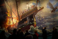 Tegneren Emil Landgreen har skabt en 50m2 fantasyudgave af middelalderskibet GRIBSHUNDEN. Dele af vraget efter skibet og tegningen kan ses i særudstillingen "Østersøens gåder - ekko fra dybet"