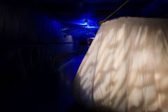 I begyndelsen af udstillingen "Søfarer - 400 års danmarkshistorie" går gæsterne ombord i scenografien af et sejlskib fra 1700-tallet. Sejlene er håndsyede af sejlmageren Helle Barner. Den sidste sejlmager i Nyhavn.