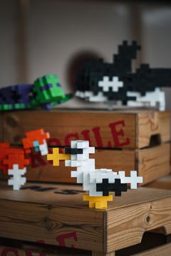 Dyr har altid været en del af livet til søs. Påske med Plus-Plus: Slip fantasien løs og byg en fræk havmåge eller en klam skibsrotte. I påskeferien åbner M/S Museet for Søfart dørene til Plus-Pluseriet og et nyt kreativ workshopunivers for familier.