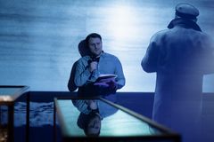 "Af hav er vi" er en live poesivandring skabt af de udsatte unge fra Fonden Aspiranterne. De unge fletter deres poesi og personlige historier sammen med fortællingerne i M/S Museets for Søfarts faste udstilling "Søfarer - 400 års Danmarkshistorie".