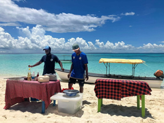Venlig lokalbefolkning, gode priser og knitrende hvide strande er bare noget af det, Tanzania og Zanzibar kan lokke med