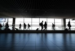 God tid i lufthavnen, når kufferten er aflaveret ved bagagedrop, giver ro i maven
