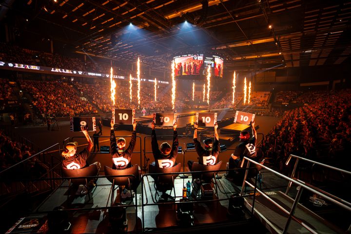 10.000 publikummer til Faceoff Finals 2025, Jyske Bank Boxen