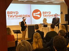 Peter Hummelgaard modtager Årets Bryder prisen