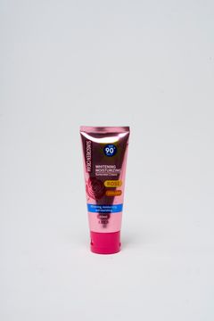 En tube med rosa "LBLS whitening moisturizing sunscreen cream", der påstår at have SPF 90+.