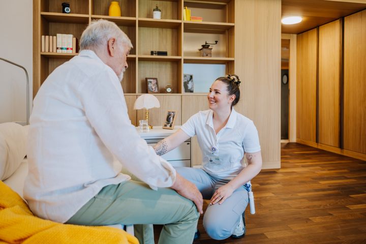 Danske patienter og plejepersonale får nu adgang til topsikker schweizisk teknologi, når QUMEA integerer sin intelligente sensor-teknologi med Systematics kliniske sundheds software. Foto: QUMEA