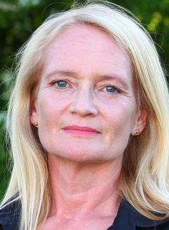 Helle Sydendal 60 år. Hun får behandling med Tyroid hos læge i Belgien, og hun har det fremragende.