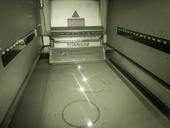 Ved 3D-print i metal laser-svejser man metalpulver lag for lag til de færdige emner.