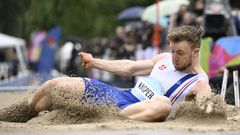 Kasper Larsen, Aarhus 1900 vinder guld i længdespring