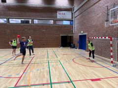 Startblokkens unge prøver en masse former for idræt af som en del af deres forløb.