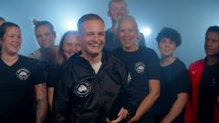 Formand Kim Kristiansen fra Høje-Taastrup Bokseklub modtager DIF og Grundfos Fondens Idrættens Sociale Pris.