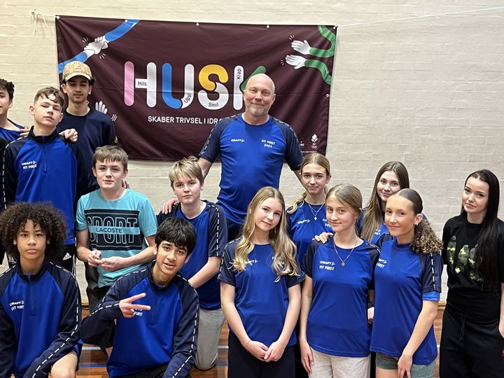 En af finalisterne er Bjørn Møller fra Herlev Byskole, der i indstillingerne beskrives som en sand idrætssjæl, der går forrest og selv deltager aktivt i undervisningen.