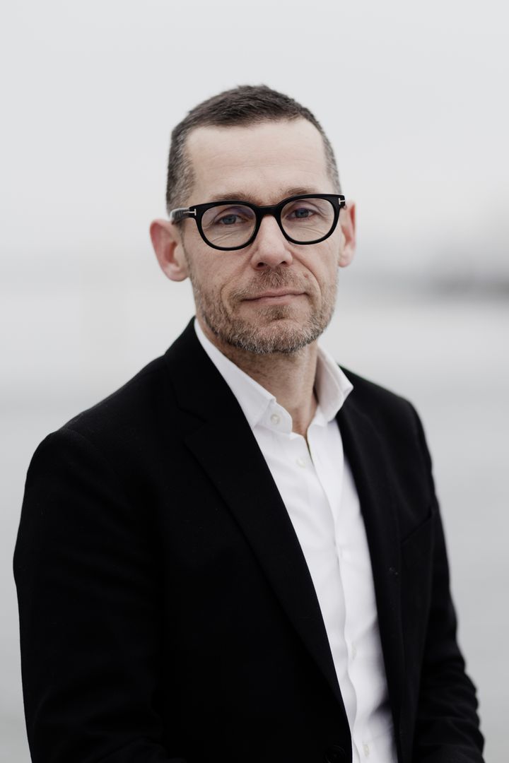 Rasmus Øhlenschlæger Madsen bliver vicedirektør på Information