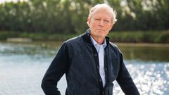 Lars Mikkelsen spiller rollen som Jarl Felding i dramaserien 'Rivalerne'. (Foto: Mike Kollöffel/TV 2)